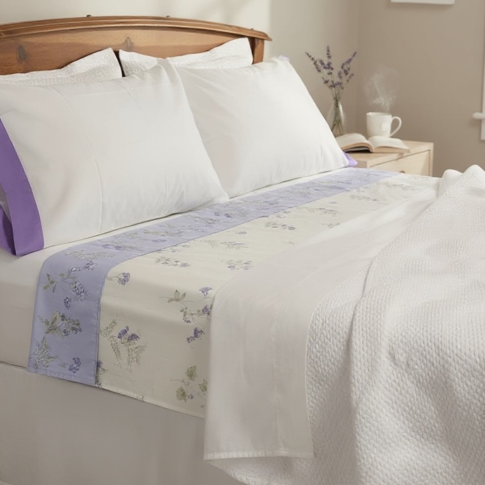 NWOT Vintage 90’s Laura Ashley Lilac Floral Twin Flat Sheet